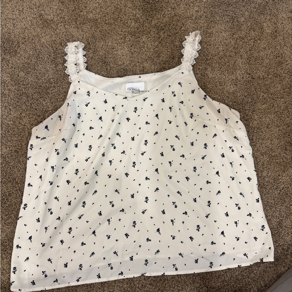 Elegant White Floral Tank Top